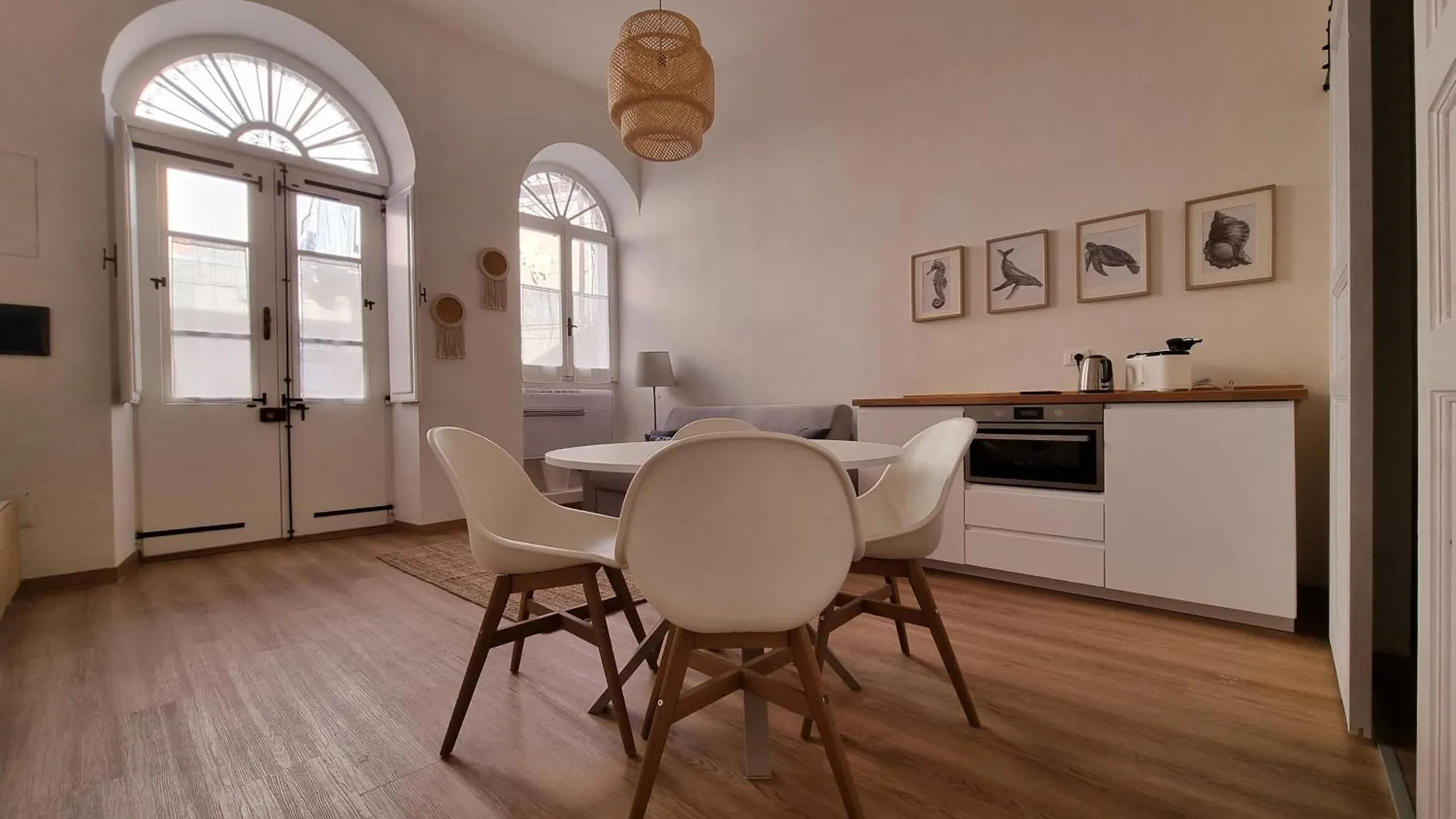 Un Gioiello Tra Mare E Carruggi Apartamento Carloforte  0*, Carloforte (Isola di San Pietro) Itália